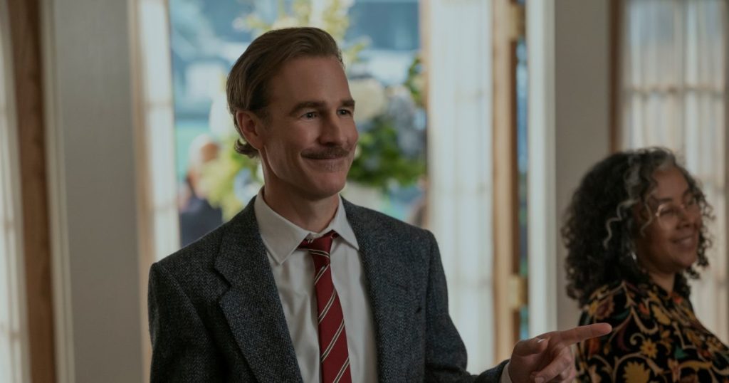 داخل أيام جيمس فان دير بيك في موقع تصوير Prequel “Legally Blonde” لـ “Elle” قبل الموت (حصريًا)