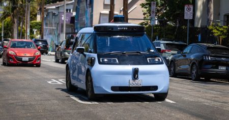 ركوب Waymo مجانا في كاليفورنيا؟ يمكنك أن تشكر المراوغة التنظيمية
