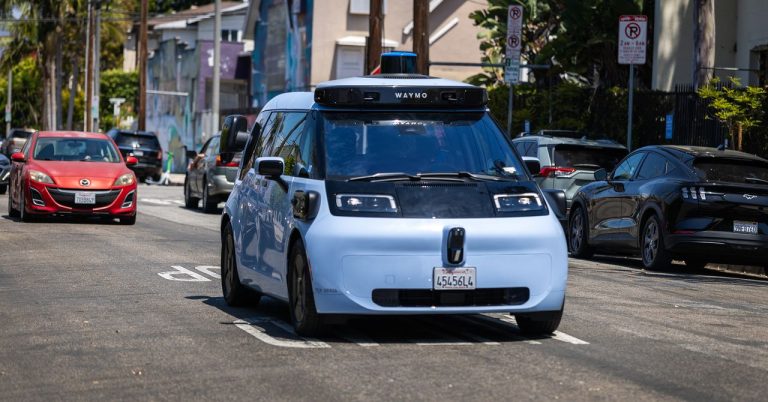ركوب Waymo مجانا في كاليفورنيا؟ يمكنك أن تشكر المراوغة التنظيمية