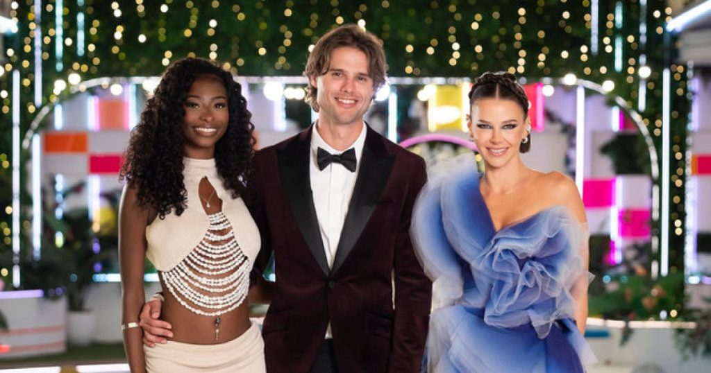 تُحدث خاتمة الموسم الثامن من مسلسل Love Island USA تغييرًا كبيرًا على الشاشة مع الجائزة المالية