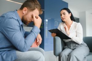 ثلث الآباء الذين لديهم أطفال منفصلين يلومون العلاج على الصدع