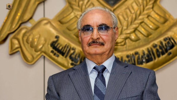 حفتر يرحب باتفاق «4+4».. خطوة جديدة لإنهاء الانقسام الليبي وتمهيد الطريق للانتخابات