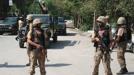 مقتل وإصابة 7 مسلحين خلال عملية “رد الفتنة 3” في جنوب غربي باكستان