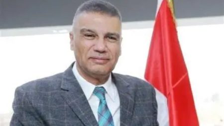 محافظ جنوب سيناء يشهد حفل تكريم أوائل الشهادات العامة والأزهرية
