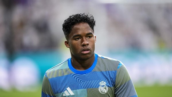 ريال مدريد يدرس إعارة البرازيلي “إندريك” مجدداً إلى ليون الفرنسي