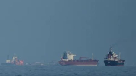 الطاقة الدولية: العالم في طريقه لـ”أيام أصعب” حال استمرار إغلاق مضيق هرمز