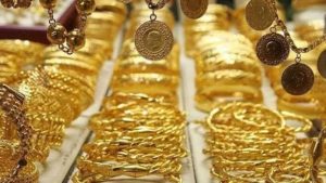 الجرام يتجاوز 7000 جنيه.. زيادة مفاجئة في سعر الذهب اليوم الاثنين