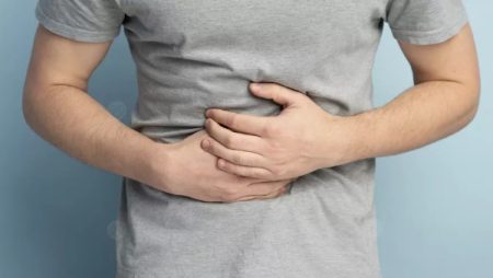 مش بس زيادة الوزن .. أسباب وأعراض تكشف عن الإصابة بالكبد الدهني