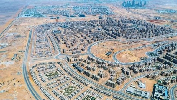 أحمد فهمي: مشروع R7 بالعاصمة الإدارية يقترب من تسليم السكان