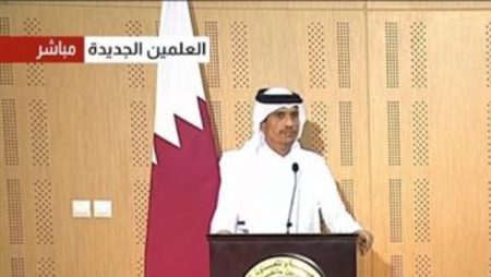 رئيس وزراء قطر: نكثف جهودنا الدبلوماسية للضغط على إسرائيل لتنفيذ اتفاق غزة