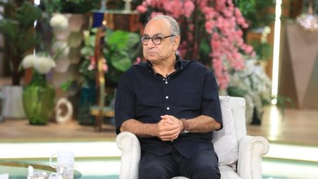 أحمد كمال يحكي تجربته في التطوع لإنقاذ من يمرون بأزمات نفسية
