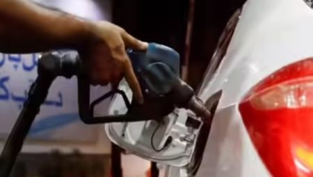 مؤشرات تحسم أسعار الوقود.. شعبة المواد البترولية تكشف التفاصيل