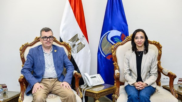 وزير التخطيط ومحافظ البحيرة يعقدان جلسة مباحثات موسعة ويتفقدان مشروع تطوير الديوان العام