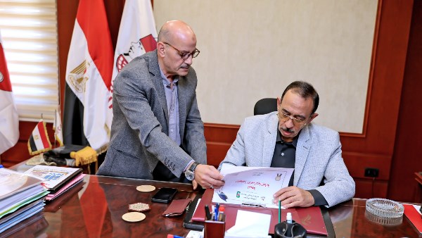 محافظ سوهاج يعتمد نتيجة الدور الثاني للشهادة الإعدادية بنسبة نجاح 91.85% محافظ سوهاج يعتمد نتيجة الدور الثاني للشهادة الإعدادية بنسبة نجاح 91.85%