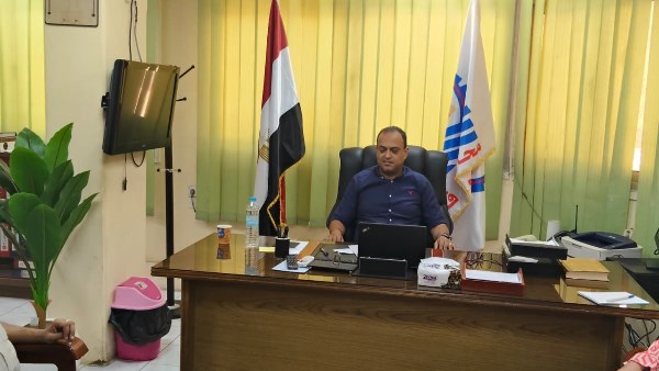 مدير صحة قنا يؤكد أهمية توزيع القوى البشرية وفقا للاحتياجات الفعلية بالمنشآت الصحية
