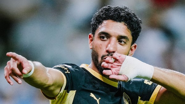 مرموش يقود هجوم مانشستر سيتي أمام أرسنال في التشكيل المتوقع لكأس الدرع الخيرية