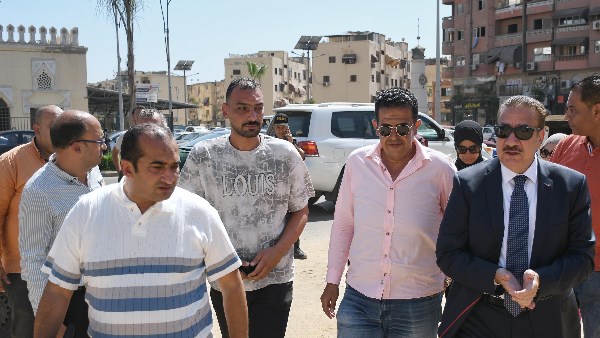 محافظ بورسعيد يتابع أعمال تطوير ورفع كفاءة شارع أسوان بحي العرب محافظ بورسعيد يتابع أعمال تطوير ورفع كفاءة شارع أسوان بحي العرب