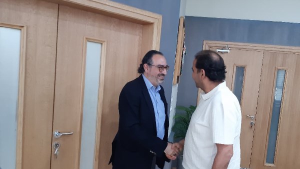 رئيس جامعة بورسعيد يبحث التعاون مع مدير المشاركة العالمية بائتلاف تكساس الدولي رئيس جامعة بورسعيد يبحث التعاون مع مدير المشاركة العالمية بائتلاف تكساس الدولي