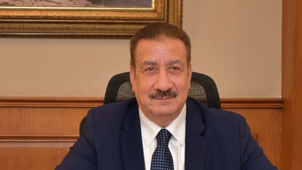 محافظ بورسعيد يصدق على غلق مطعم بعد رصد مخالفات تهدد سلامة المواطنين محافظ بورسعيد يصدق على غلق مطعم بعد رصد مخالفات تهدد سلامة المواطنين