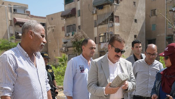 طفرة حضارية جديدة بمناطق حي الزهور.. محافظ بورسعيد يتفقد أعمال تطوير ورفع كفاءة مساكن عمرو بن العاص طفرة حضارية جديدة بمناطق حي الزهور.. محافظ بورسعيد يتفقد أعمال تطوير ورفع كفاءة مساكن عمرو بن العاص