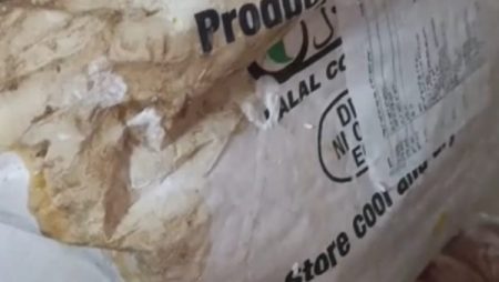 تموين بورسعيد يضبط 39.6 كجم من مستلزمات ومنتجات تصنيع الآيس كريم داخل منشأة غير مرخصة