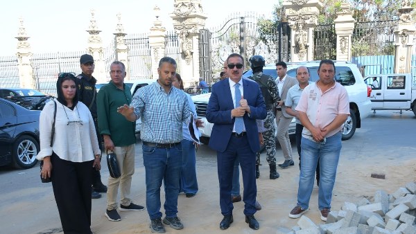 محافظ بورسعيد يتابع مستجدات أعمال تطوير ورفع كفاءة شارع “أوجيني” بدءًا من باب 8 بحي الشرق محافظ بورسعيد يتابع مستجدات أعمال تطوير ورفع كفاءة شارع “أوجيني” بدءًا من باب 8 بحي الشرق