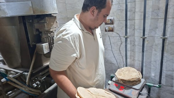 استجابةً للشكاوى.. تحرير 13 محضرًا في حملة رقابية على مخابز طنطا