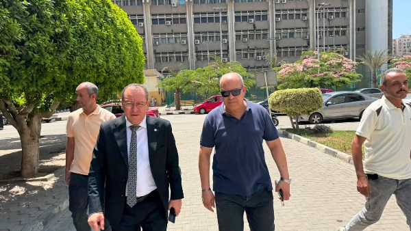 نائب رئيس جامعة طنطا يتفقد مقر مكتب التنسيق ويشدد على تيسير الإجراءات للطلاب