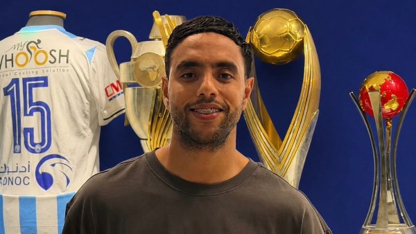محمد الشيبي يحصد جائزة أفضل لاعب في مصر