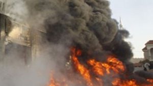 مصادر طبية يمنية: قصف الحوثيين على المخا أودى بحياة 8 أشخاص وإصابة 26 آخرين