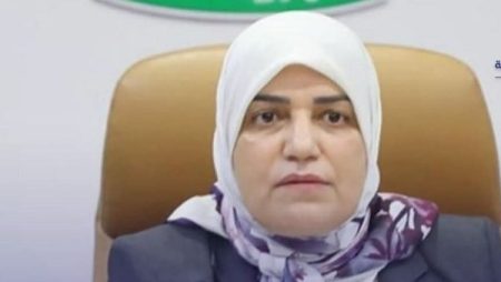 أمريكا تمنع وزيرة عراقية سابقة من دخول بلادها وتضعها على قوائم الإرهاب