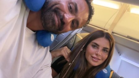 كريم فهمي يتألق في أحدث ظهور برفقة زوجته