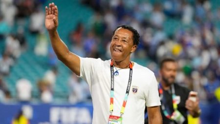 خليفة بوبيستا.. الكشف عن المدير الفني الجديد لمنتخب الرأس الأخضر