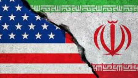 إيران: كل دولة في المنطقة تجعل نفسها درعا لأمريكا ستحترق