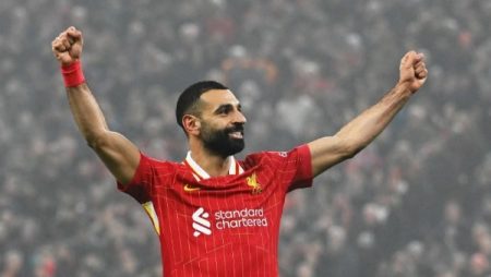 شرط جديد من محمد صلاح قبل حسم انتقاله إلى طرابزون سبور