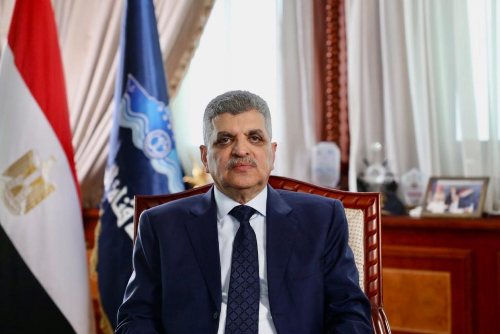 أسامة ربيع : ابتكرنا خدمات حققت نتائج إيجابية.. وعززت العائدات الدولارية لهيئة قناة السويس