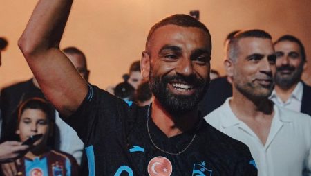 محمد صلاح يصنع طفرة جماهيرية.. صفحة طرابزون سبور تقترب من مليوني متابع خلال ساعات