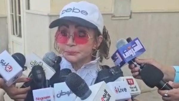 شهيرة: رانيا محمود ياسين ضحت بسنوات من مشوارها الفني لأجل بيتها وأسرتها.. فيديو شهيرة: رانيا محمود ياسين ضحت بسنوات من مشوارها الفني لأجل بيتها وأسرتها.. فيديو