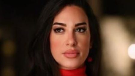 إلهام وجدي لصدى البلد: لم أجرِ عمليات تجميل.. وهذه مواصفات شريك حياتي المثالي.. فيديو