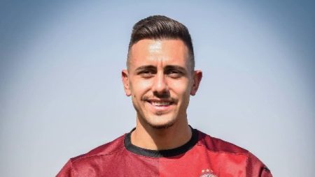 سيراميكا يضم جراديشار من الأهلي على سبيل الإعارة