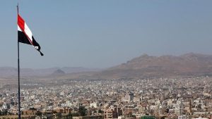 أستاذ أمن قومي: سيطرة الحوثيين على مناطق استراتيجية في اليمن لم تكن تحركا عشوائيا