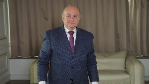 مساعد وزير الخارجية الأسبق لـ صدى البلد: وجود الوفد الإيراني في نيويورك وزيارة الرئيس الصيني قد يمهدان لاتفاق بين واشنطن وطهران