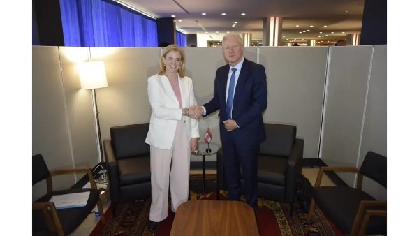وزير خارجية لبنان يطلب من النمسا الضغط على إسرائيل للانسحاب وزير خارجية لبنان يطلب من النمسا الضغط على إسرائيل للانسحاب