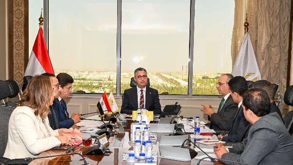 وزير التموين يتابع خطة عمل جهاز تنمية التجارة الداخلية والموقف التنفيذي للمشروعات