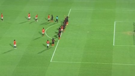 30 دقيقة.. منتخب مصر يبحث عن الهدف الأول أمام أنجولا بتصفيات أمم إفريقيا 2027