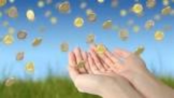 دعاء لمن تعسر عليه الرزق.. داوم عليه يوم الجمعة