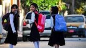 دعاء للأبناء عند الذهاب إلى المدرسة.. 9 كلمات تسلمهم من كل شر