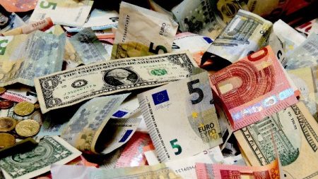 أسعار العملات الأجنبية اليوم الثلاثاء 8 سبتمبر 2026 مقابل الجنيه