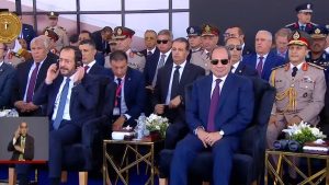 الرئيس السيسي ونظيره القبرصي يشاهدان عروضا جوية بمعرض العلمين الدولي للطيران والفضاء