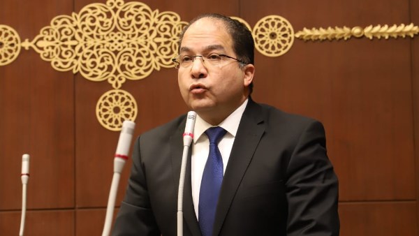 نائب يطالب وزير التعليم العالي بكشف أسباب خفض أعداد المقبولين بطب شرق بورسعيد الأهلية